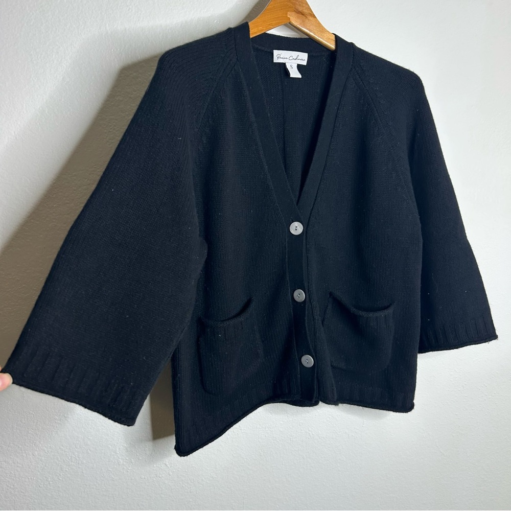 Revive Cashmere Merino Wool Cashmere Black Boxy Cropped Knit Button Cardigan - Picture 3 of 15